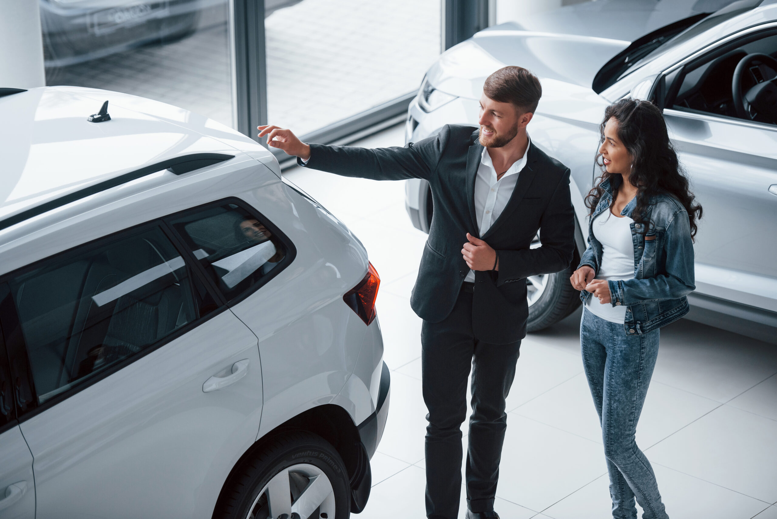 AI gains traction in car shopping, but dealership visits are still key